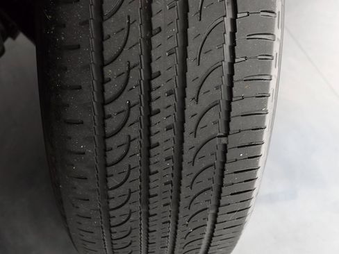 Certified 2022 Jeep Compass Latitude image 35