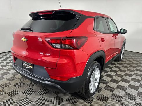 Used 2026 Chevrolet TrailBlazer LS w/ LS Convenience Package FWD image 5