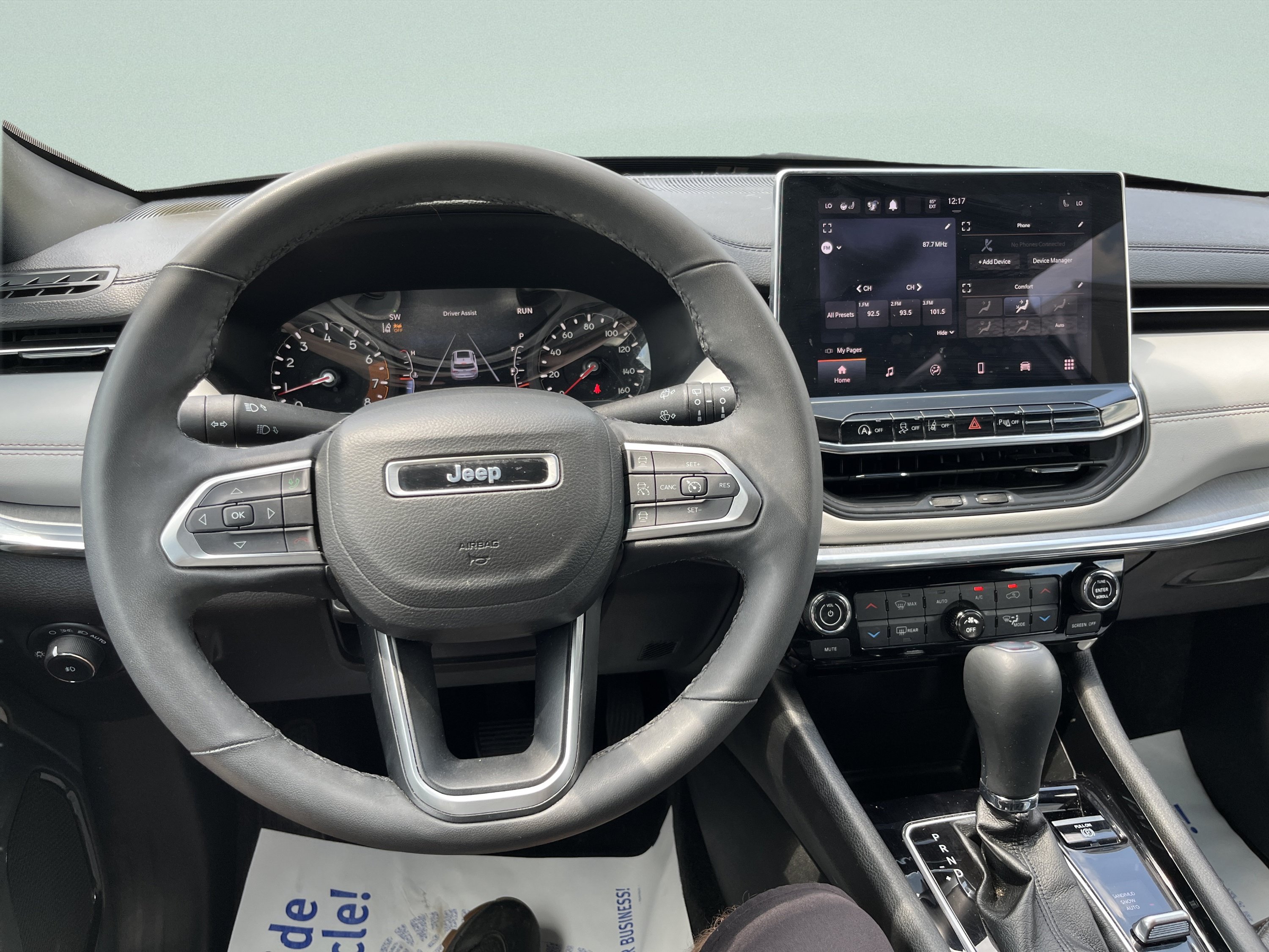 Used 2023 Jeep Compass Limited AWD/4WD image 17