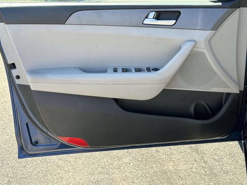 Used 2015 Hyundai Sonata SE FWD image 20