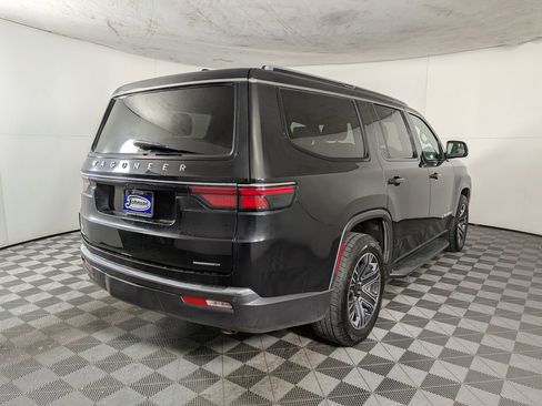 Used 2022 Jeep Wagoneer Series III image 7
