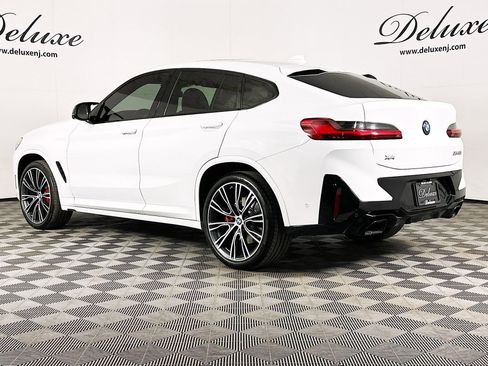 Used 2024 BMW X4 M40i AWD/4WD image 4
