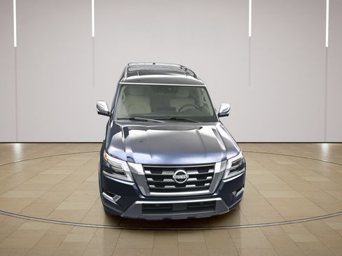 Certified 2023 Nissan Armada Platinum w/ Captain's Chairs Package AWD/4WD image 35