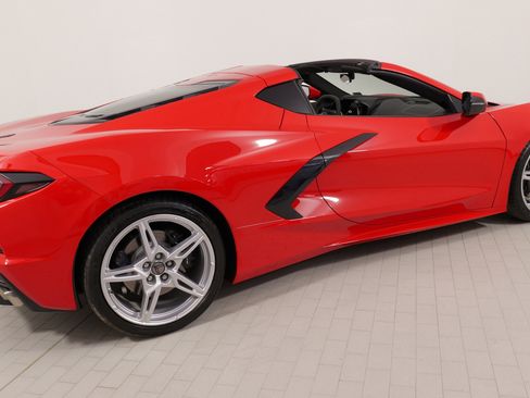 Used 2022 Chevrolet Corvette Stingray Coupe w/ 1LT image 9