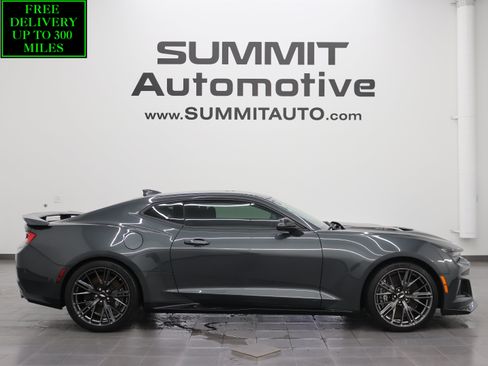Used 2017 Chevrolet Camaro ZL1 RWD image 1