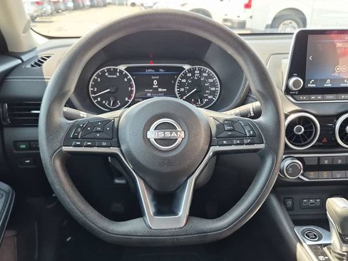 Certified 2024 Nissan Sentra SV FWD image 17