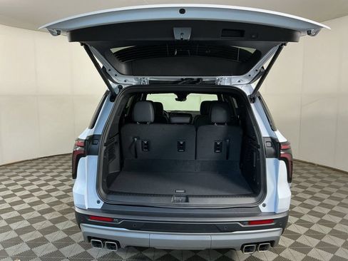 New 2026 Chevrolet Traverse Z71 w/ Enhanced Driving Package AWD/4WD image 13
