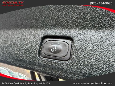 Used 2018 Ford Explorer XLT w/ Equipment Group 202A image 26