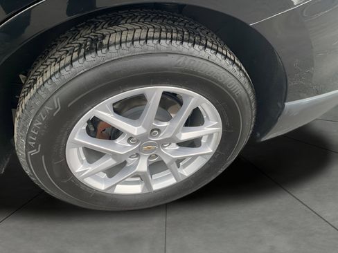 Used 2023 Chevrolet Equinox LT image 19