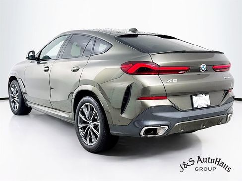 Used 2024 BMW X6 xDrive40i w/ Premium Package image 5
