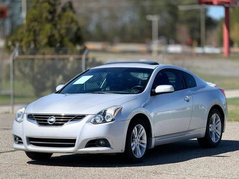 Used 2012 Nissan Altima 2.5 S w/ 2.5S Premium Pkg image 6