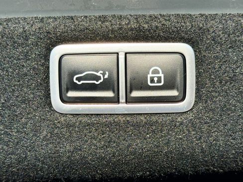 Used 2024 Genesis G70 3.3T Advanced w/ Sport Prestige Package image 13