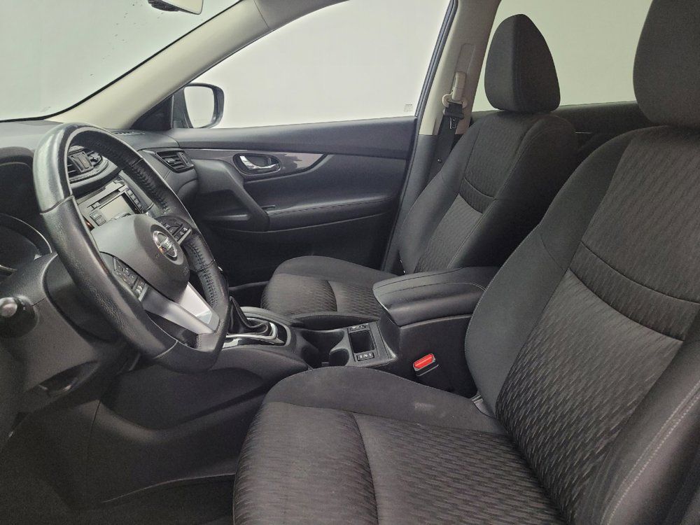 Used 2018 Nissan Rogue SV FWD image 17