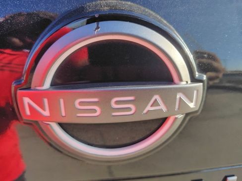 Used 2024 Nissan Rogue SV FWD image 18