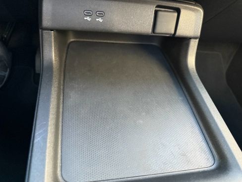 Used 2024 Honda Prologue Touring image 36