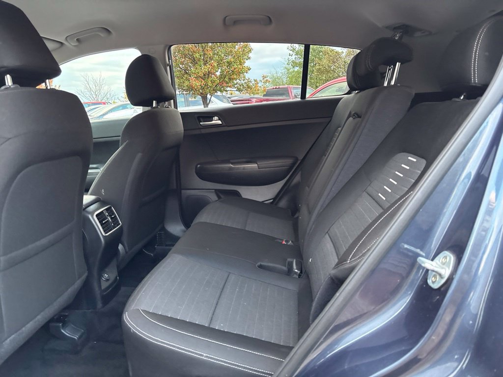 Used 2018 Kia Sportage LX AWD/4WD image 18