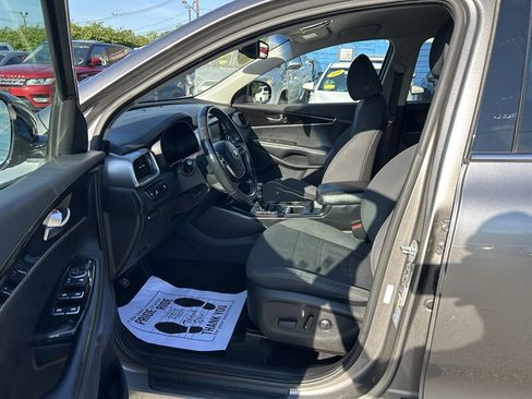 Used 2019 Kia Sorento AWD w/ Option Group 020 image 9