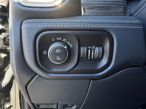 Used 2023 RAM 3500 Limited image 14