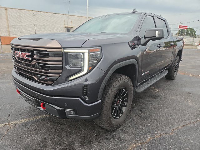 Used 2023 GMC Sierra 1500 AT4X AWD/4WD image 4