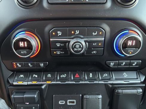 Used 2021 Chevrolet Silverado 1500 LTZ w/ LTZ Premium Package image 25