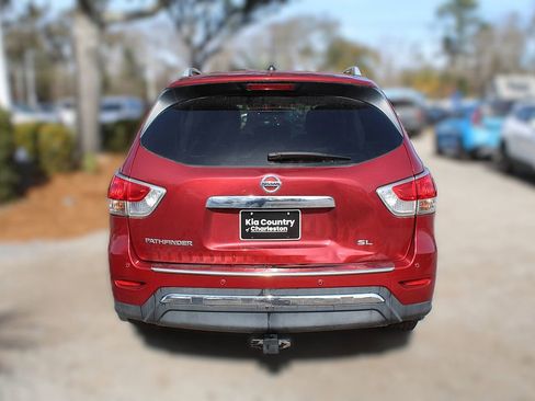 Used 2015 Nissan Pathfinder SL w/ Cargo Package image 8