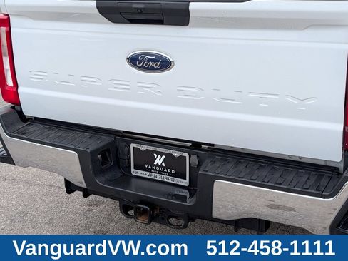 Used 2023 Ford F250 XLT w/ FX4 Off-Road Package AWD/4WD image 8