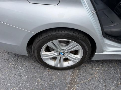 Used 2018 BMW 330i xDrive Sedan w/ Convenience Package AWD/4WD image 23
