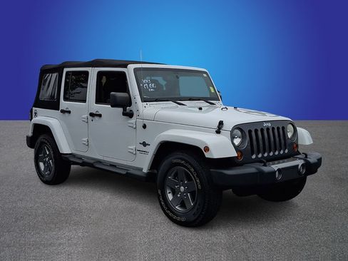 Used 2013 Jeep Wrangler Unlimited Sport AWD/4WD image 3