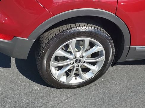 Used 2018 Lincoln MKC Select w/ Select Plus Package AWD/4WD image 5