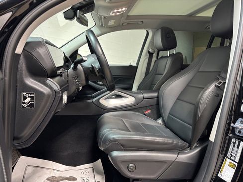 Used 2023 Mercedes-Benz GLS 450 4MATIC image 22