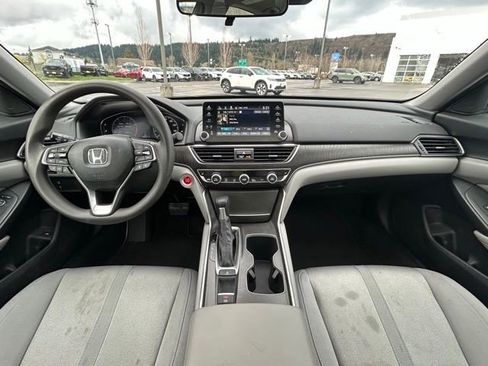 Used 2020 Honda Accord EX image 12