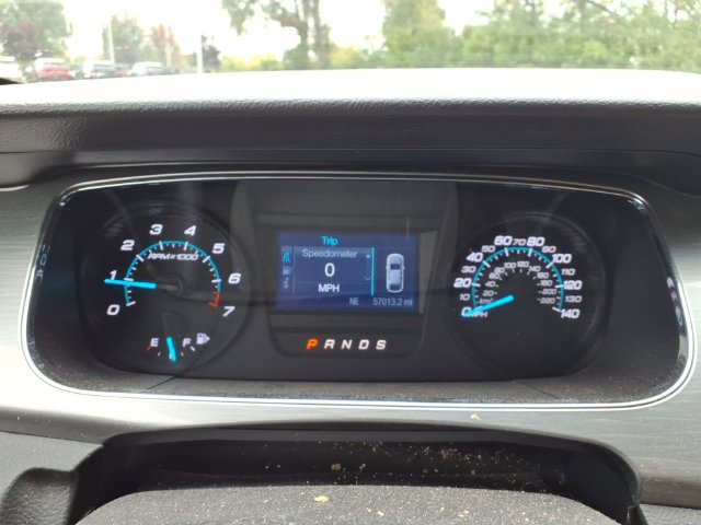 Used 2016 Ford Taurus SEL FWD image 16