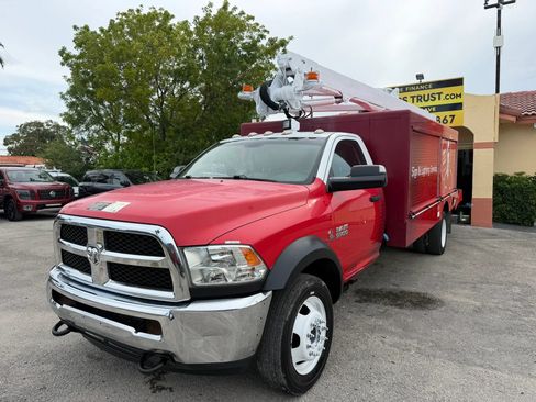Used 2017 RAM 5500 Tradesman w/ Power & Remote Entry Group RWD image 3