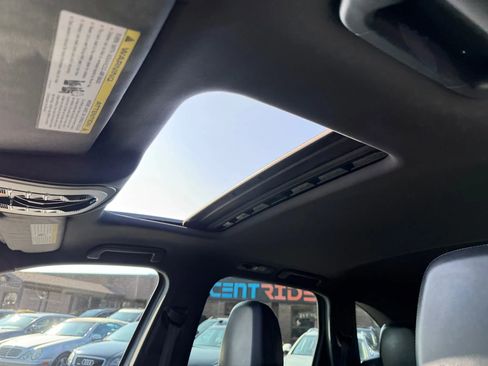 Used 2012 Porsche Cayenne image 34