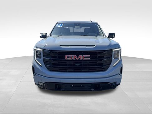 Used 2024 GMC Sierra 1500 Elevation w/ Elevation Premium Package AWD/4WD image 2