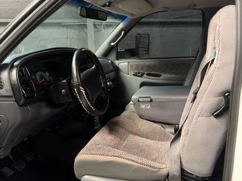 Used 1999 Dodge Ram 2500 Truck 4x4 Club Cab image 12