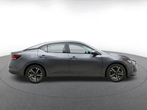 Used 2025 Nissan Sentra SV FWD image 10