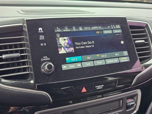 Used 2019 Honda Pilot Touring image 32