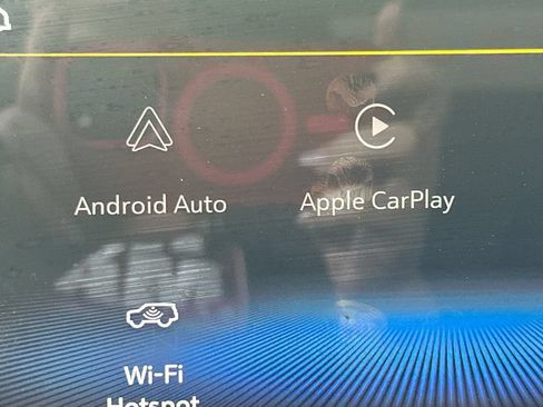 Used 2025 Chevrolet Trax LT FWD image 26