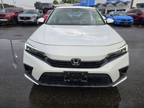 Used 2023 Honda Civic LX image 2