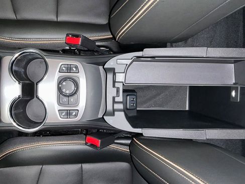 Certified 2024 GMC Terrain AT4 w/ Infotainment Package II image 13