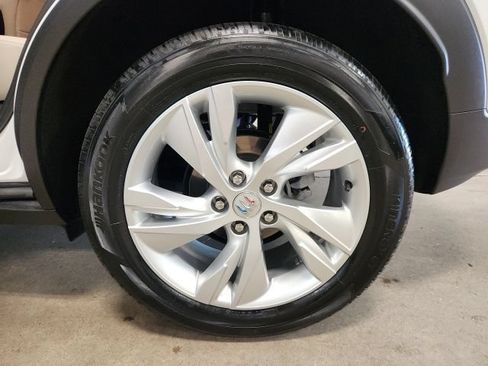 Used 2024 Buick Encore GX Preferred w/ Comfort Package FWD image 25