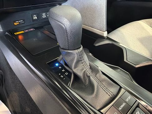 Certified 2026 Toyota Camry LE FWD image 28