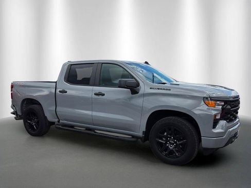 Used 2025 Chevrolet Silverado 1500 Custom w/ Turbomax Blackout Package AWD/4WD image 2