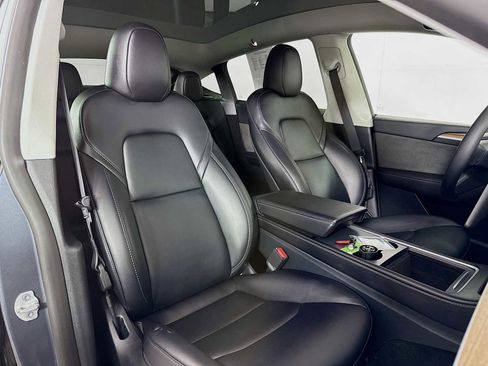 Used 2023 Tesla Model Y Long Range image 24