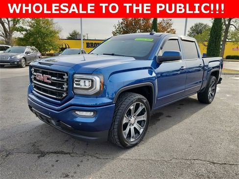 Used 2017 GMC Sierra 1500 SLT w/ All Terrain Package image 6