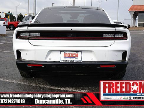 New 2026 Dodge Charger Scat Pack image 4