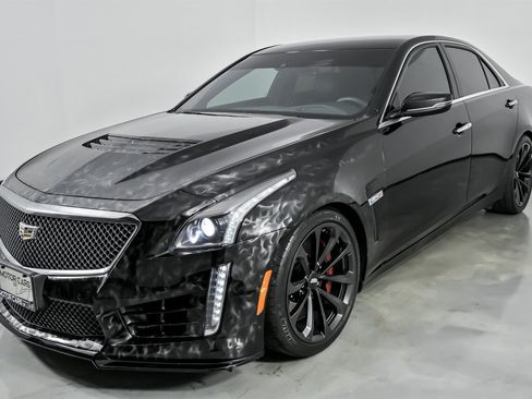 Used 2019 Cadillac CTS V image 6