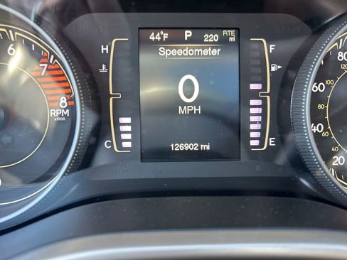 Used 2016 Jeep Cherokee 75th Anniversary image 5