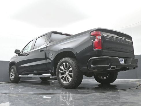 Used 2022 Chevrolet Silverado 1500 RST w/ Z71 Off-Road Package AWD/4WD image 35